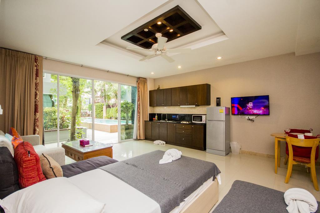 ตำหนักวิลล่า 10 ห้องนอน พร้อมสระว่ายน้ำส่วนตัว Ban Nong Tabaek Exterior foto