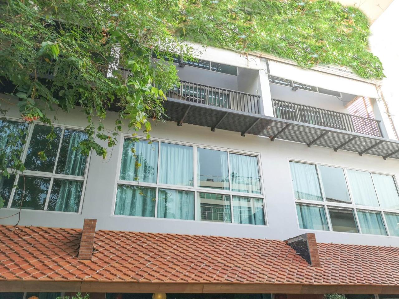 ตำหนักวิลล่า 10 ห้องนอน พร้อมสระว่ายน้ำส่วนตัว Ban Nong Tabaek Exterior foto