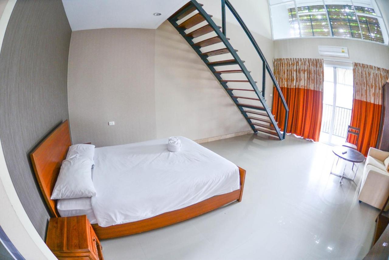 ตำหนักวิลล่า 10 ห้องนอน พร้อมสระว่ายน้ำส่วนตัว Ban Nong Tabaek Exterior foto